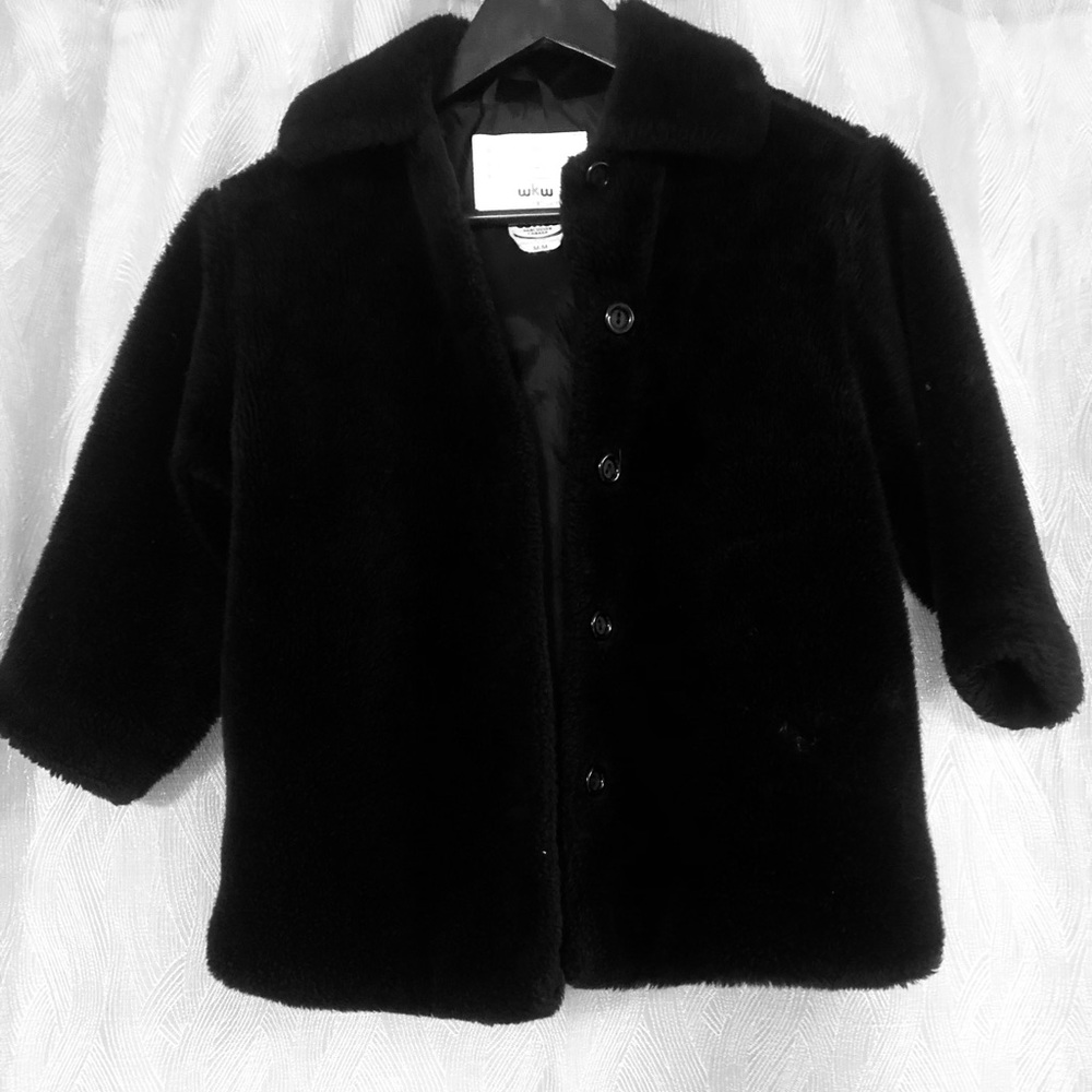 Girls Black Petticoat size 4T-6T.  Made in Canada.